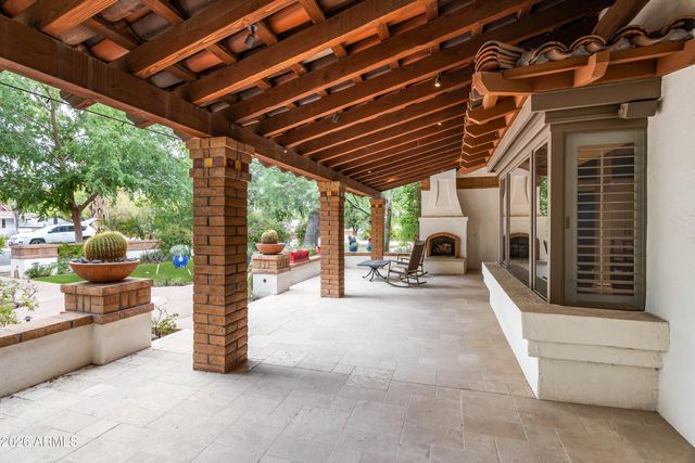 8219 N 74TH Place, Scottsdale, AZ 85258