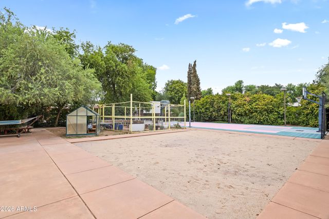 8219 N 74TH Place, Scottsdale, AZ 85258