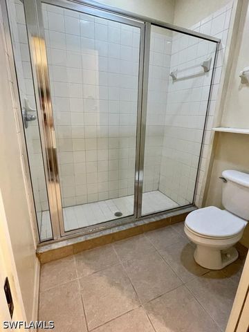 3265 Amanda LN 7, Naples, FL 34109