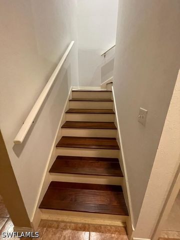 3265 Amanda LN 7, Naples, FL 34109