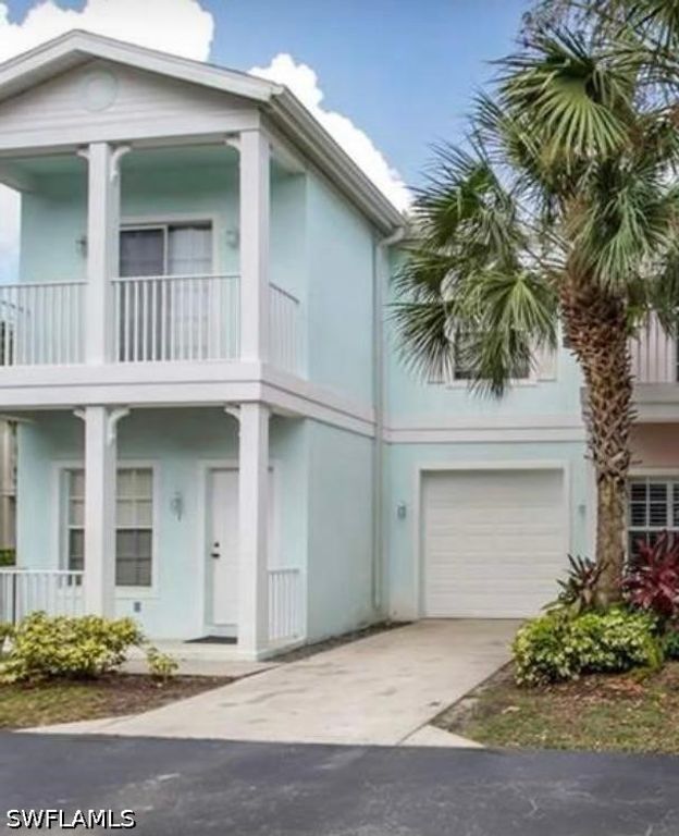 3265 Amanda LN 7, Naples, FL 34109