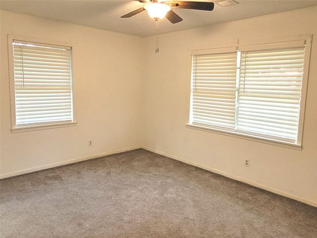 410 SW 22ND, Paris, TX 75460