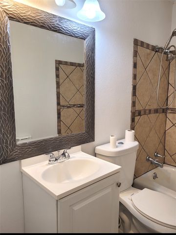 410 SW 22ND, Paris, TX 75460