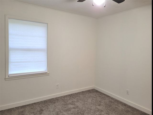 410 SW 22ND, Paris, TX 75460