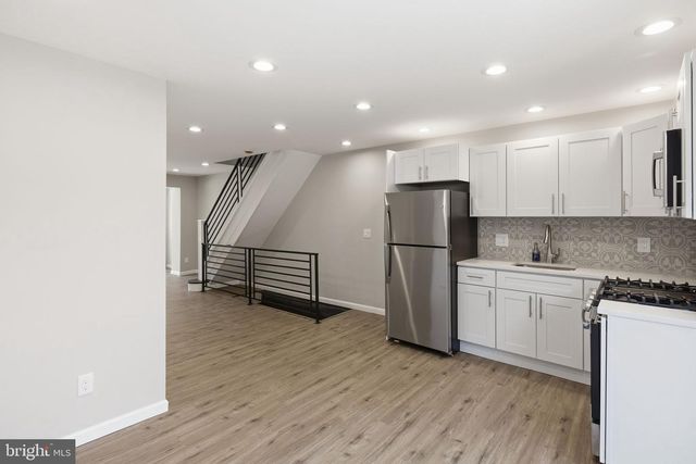 3013 S CARLISLE ST, Philadelphia, PA 19145