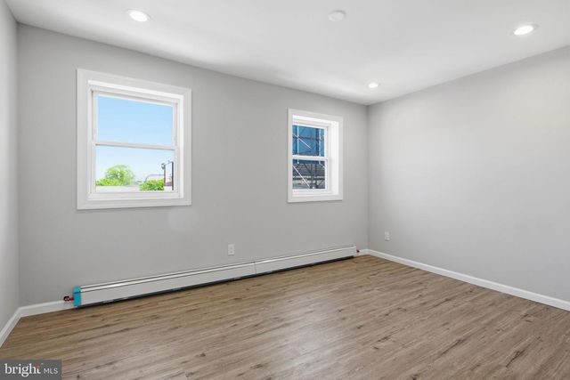 3013 S CARLISLE ST, Philadelphia, PA 19145