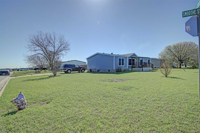 2004 Fall Creek Road, Cleburne, TX 76033