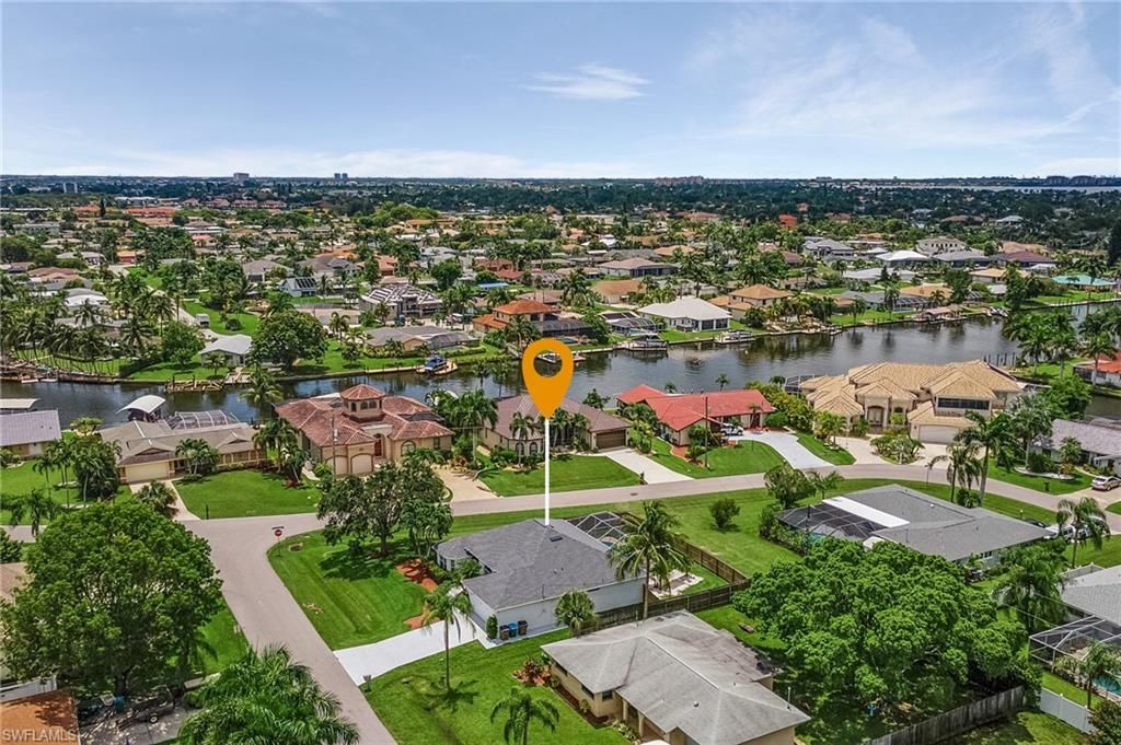 122 SW 48th TER, CAPE CORAL, FL 33914 — photo 4