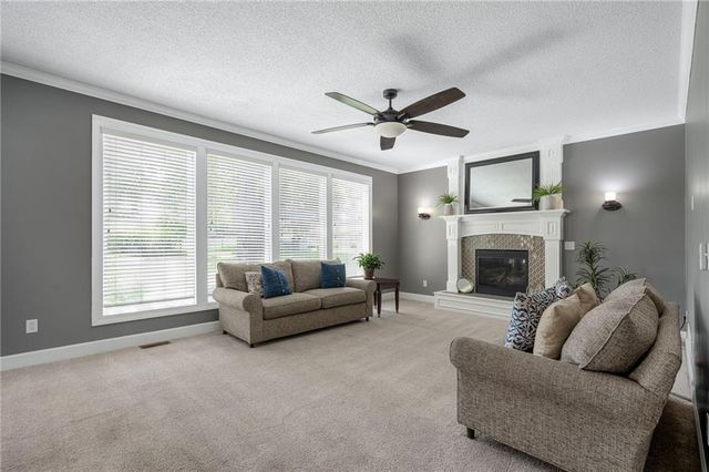 23603 W 53rd Terrace, Shawnee, KS 66226