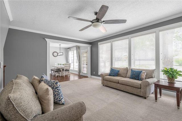 23603 W 53rd Terrace, Shawnee, KS 66226