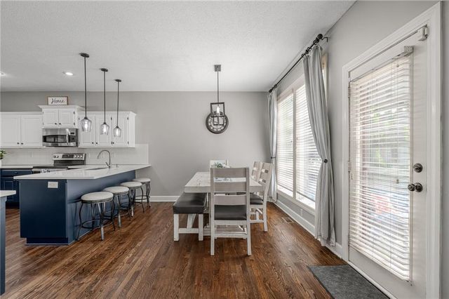 23603 W 53rd Terrace, Shawnee, KS 66226