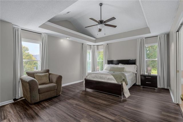 23603 W 53rd Terrace, Shawnee, KS 66226