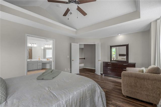 23603 W 53rd Terrace, Shawnee, KS 66226
