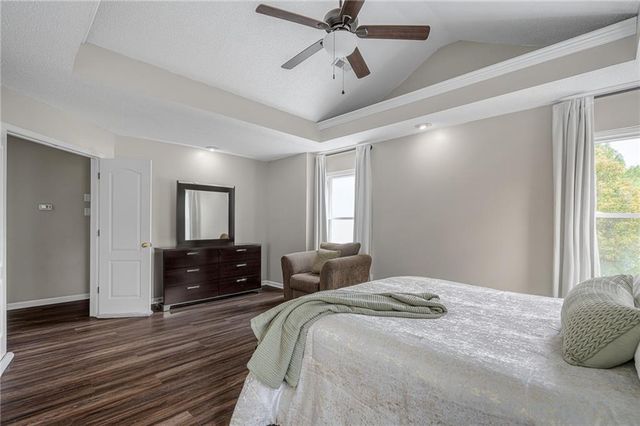 23603 W 53rd Terrace, Shawnee, KS 66226