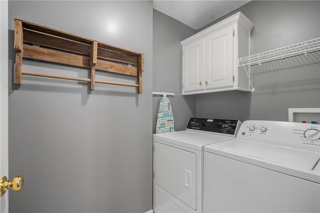 23603 W 53rd Terrace, Shawnee, KS 66226