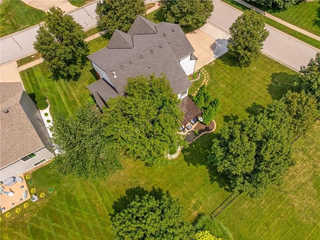 23603 W 53rd Terrace, Shawnee, KS 66226
