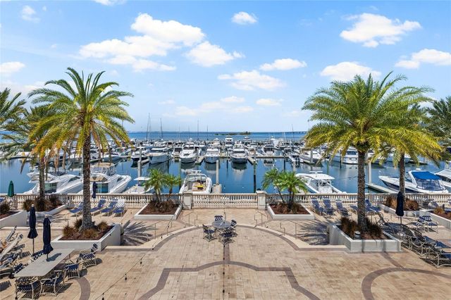 4815 YACHT CLUB DRIVE 102, Tampa, FL 33616