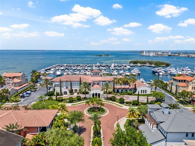 4815 YACHT CLUB DRIVE 102, Tampa, FL 33616