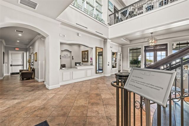 4815 YACHT CLUB DRIVE 102, Tampa, FL 33616