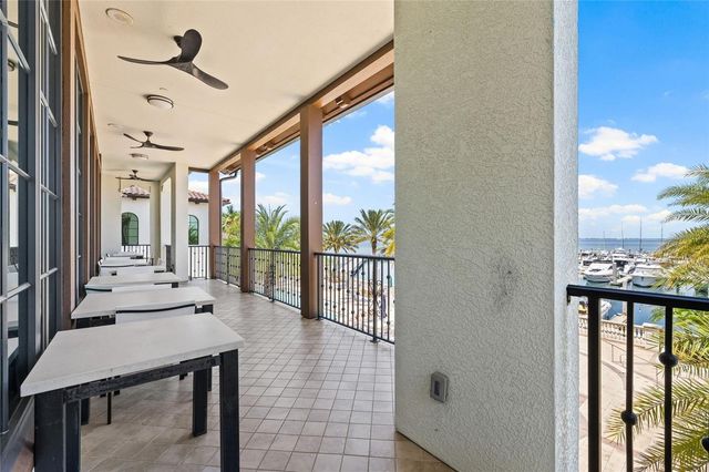 4815 YACHT CLUB DRIVE 102, Tampa, FL 33616