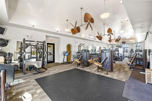 4815 YACHT CLUB DRIVE 102, Tampa, FL 33616