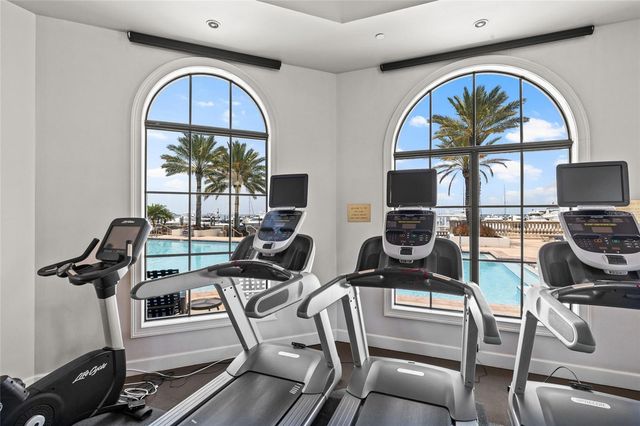 4815 YACHT CLUB DRIVE 102, Tampa, FL 33616