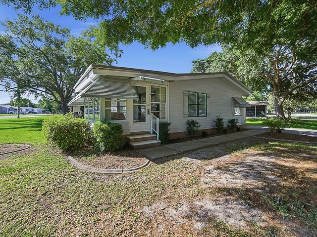 25143 BARROW HILL, Leesburg, FL 34748