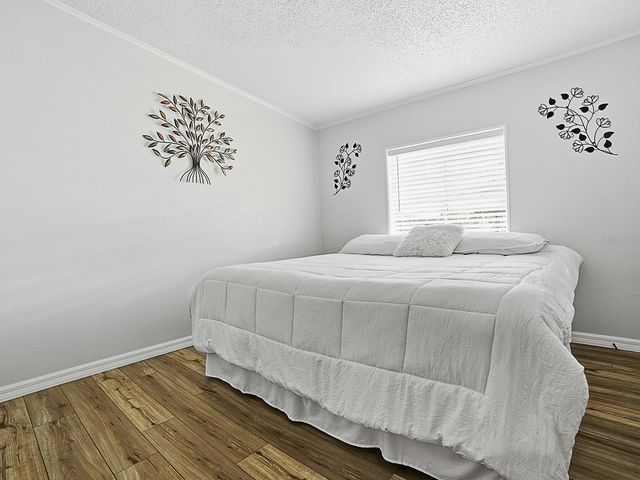 25143 BARROW HILL, Leesburg, FL 34748