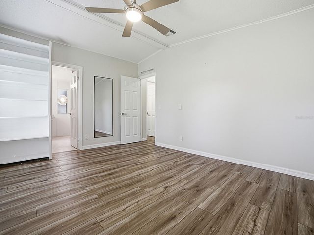 25143 BARROW HILL, Leesburg, FL 34748