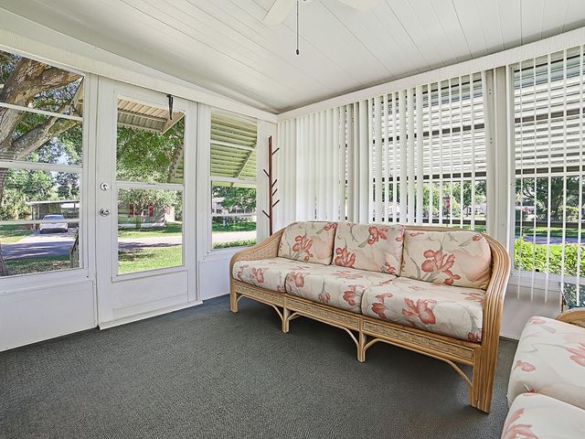 25143 BARROW HILL, Leesburg, FL 34748