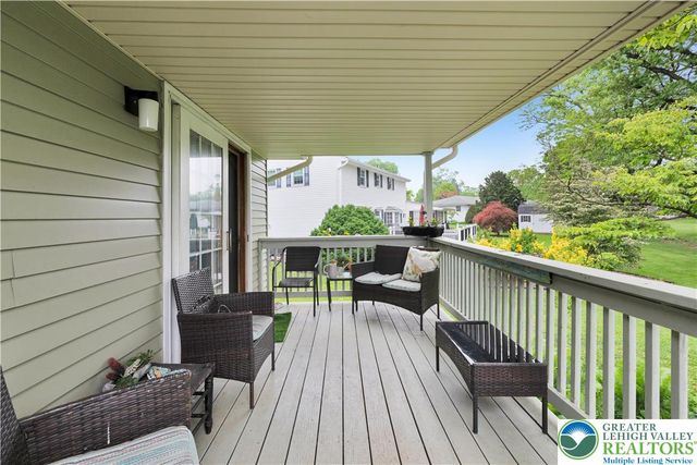 5970 Club House Lane, Lower Macungie Twp, PA 18106