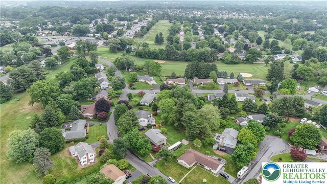 5970 Club House Lane, Lower Macungie Twp, PA 18106
