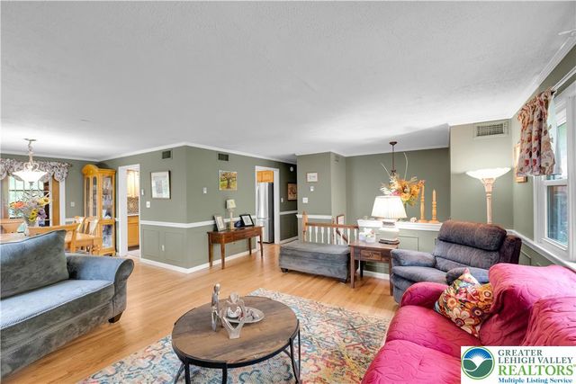 5970 Club House Lane, Lower Macungie Twp, PA 18106
