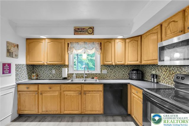 5970 Club House Lane, Lower Macungie Twp, PA 18106