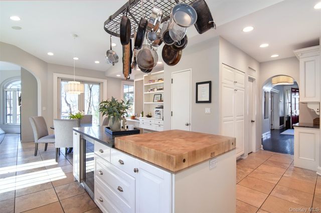 18 Barney Park, Irvington, NY 10533