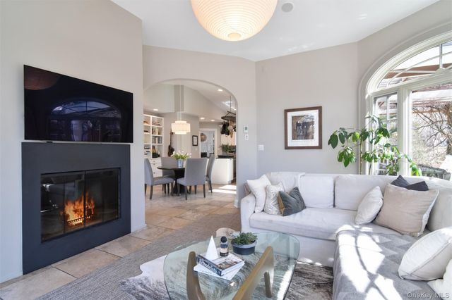 18 Barney Park, Irvington, NY 10533