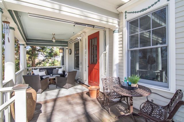 18 Barney Park, Irvington, NY 10533