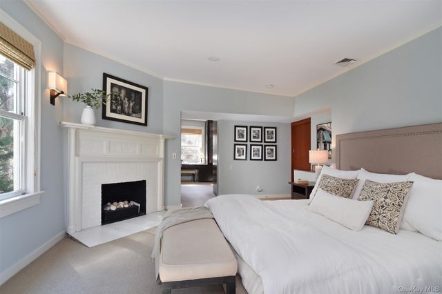 18 Barney Park, Irvington, NY 10533