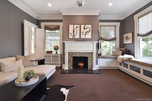 18 Barney Park, Irvington, NY 10533