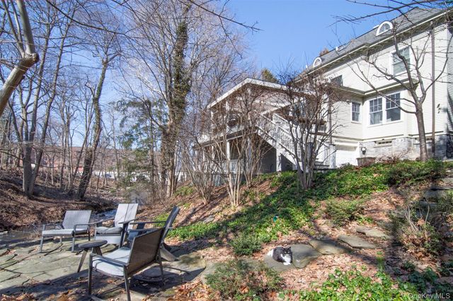 18 Barney Park, Irvington, NY 10533