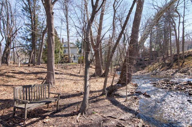 18 Barney Park, Irvington, NY 10533