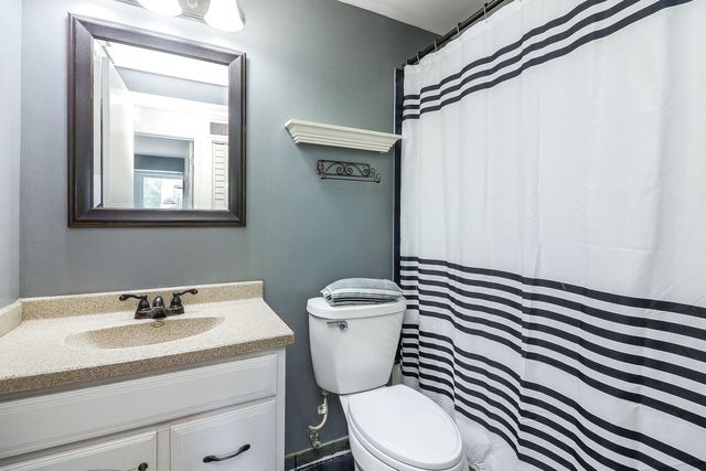 21 Fernwood Drive 21U, Bolingbrook, IL 60440