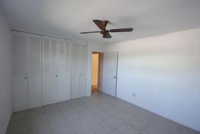 1050 E Sample Road Road E 101, Pompano Beach, FL 33064