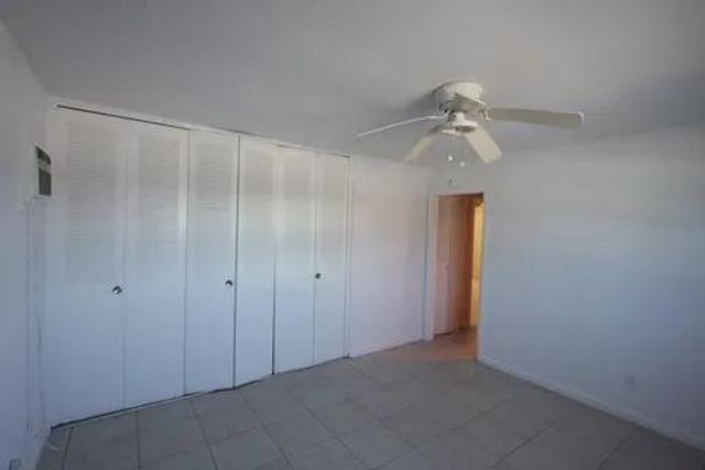 1050 E Sample Road Road E 101, Pompano Beach, FL 33064