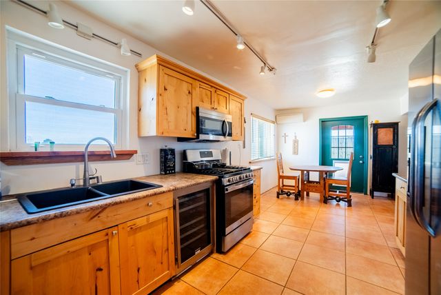 1407 Borrego Pass, Santa Fe, NM 87507