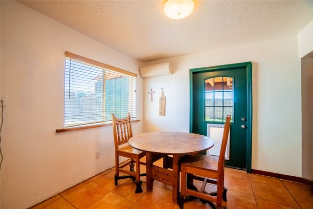 1407 Borrego Pass, Santa Fe, NM 87507