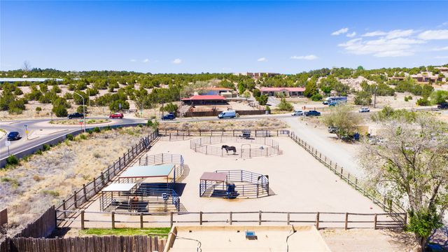 1407 Borrego Pass, Santa Fe, NM 87507
