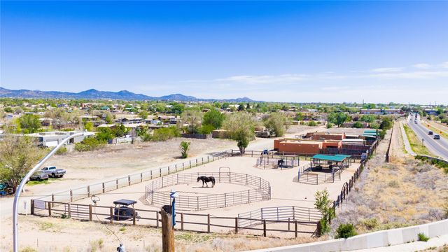 1407 Borrego Pass, Santa Fe, NM 87507