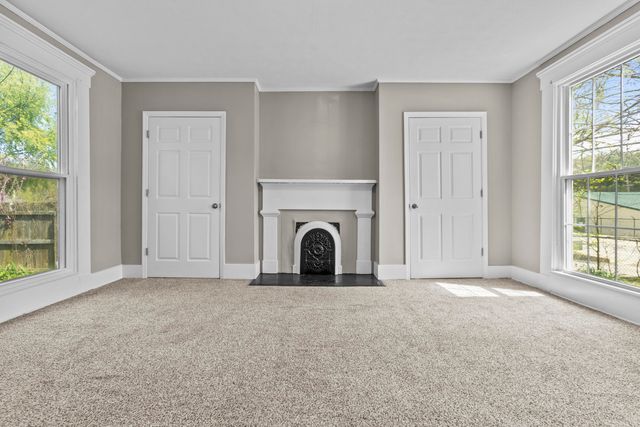 208 Holmes Street, Frankfort, KY 40601