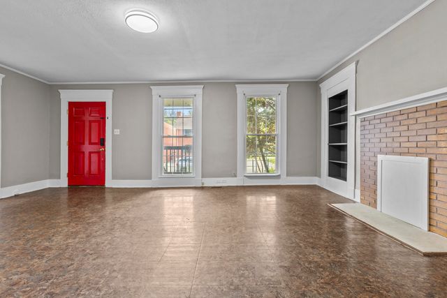 208 Holmes Street, Frankfort, KY 40601